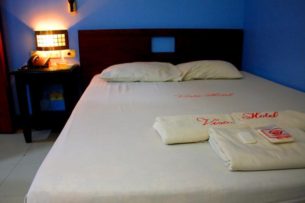 Vista Hotel Recto Manille Extérieur photo