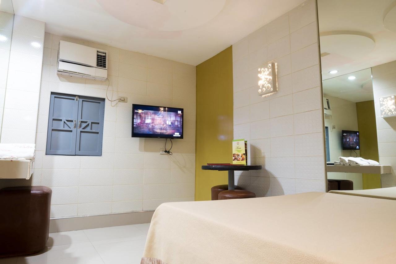 Vista Hotel Recto Manille Extérieur photo