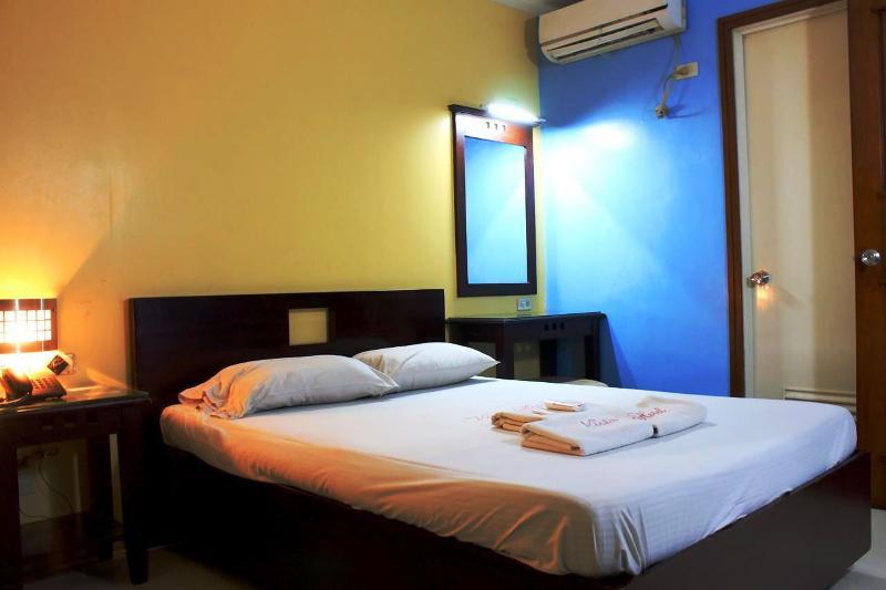 Vista Hotel Recto Manille Extérieur photo